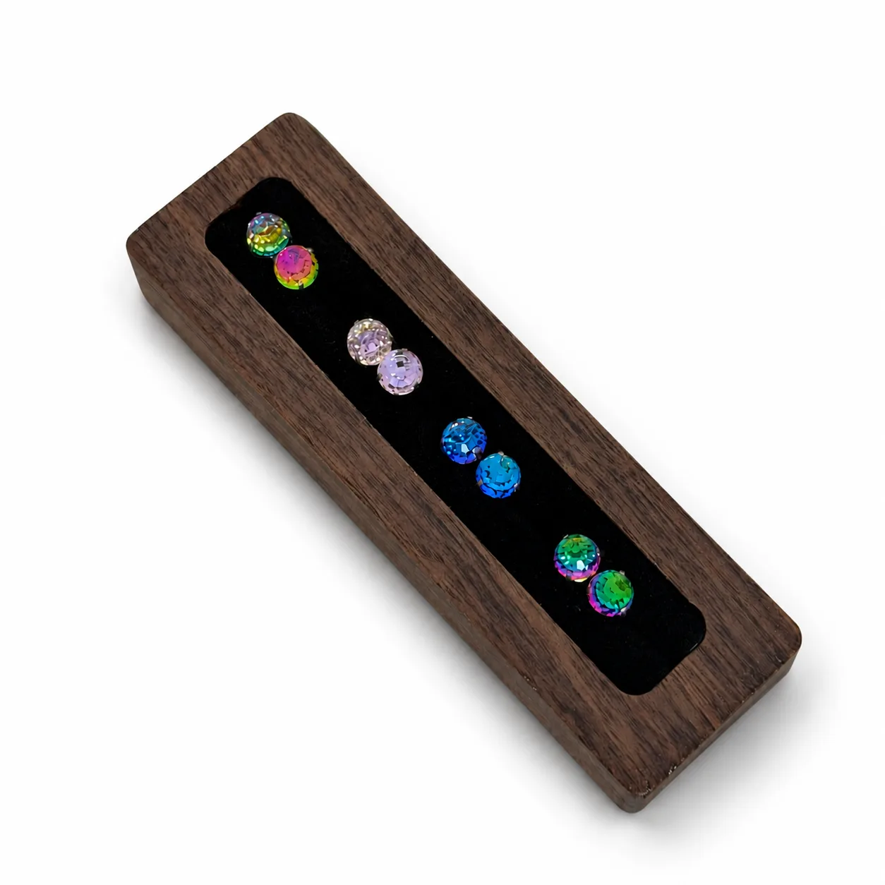 Color-changing Tongue Stud